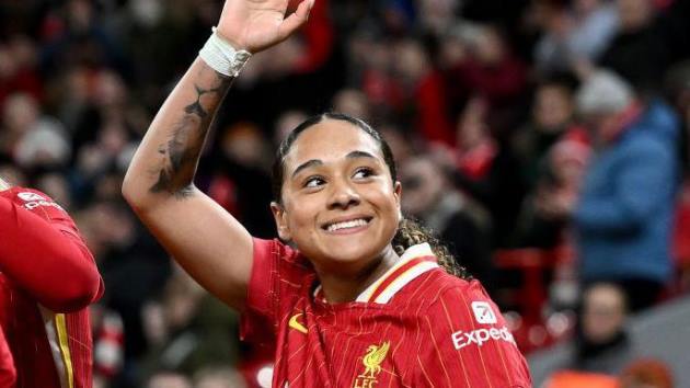 Arsenal phá kỷ lục chuyển nhượng bóng đá nữ với bản hợp đồng Olivia Smith